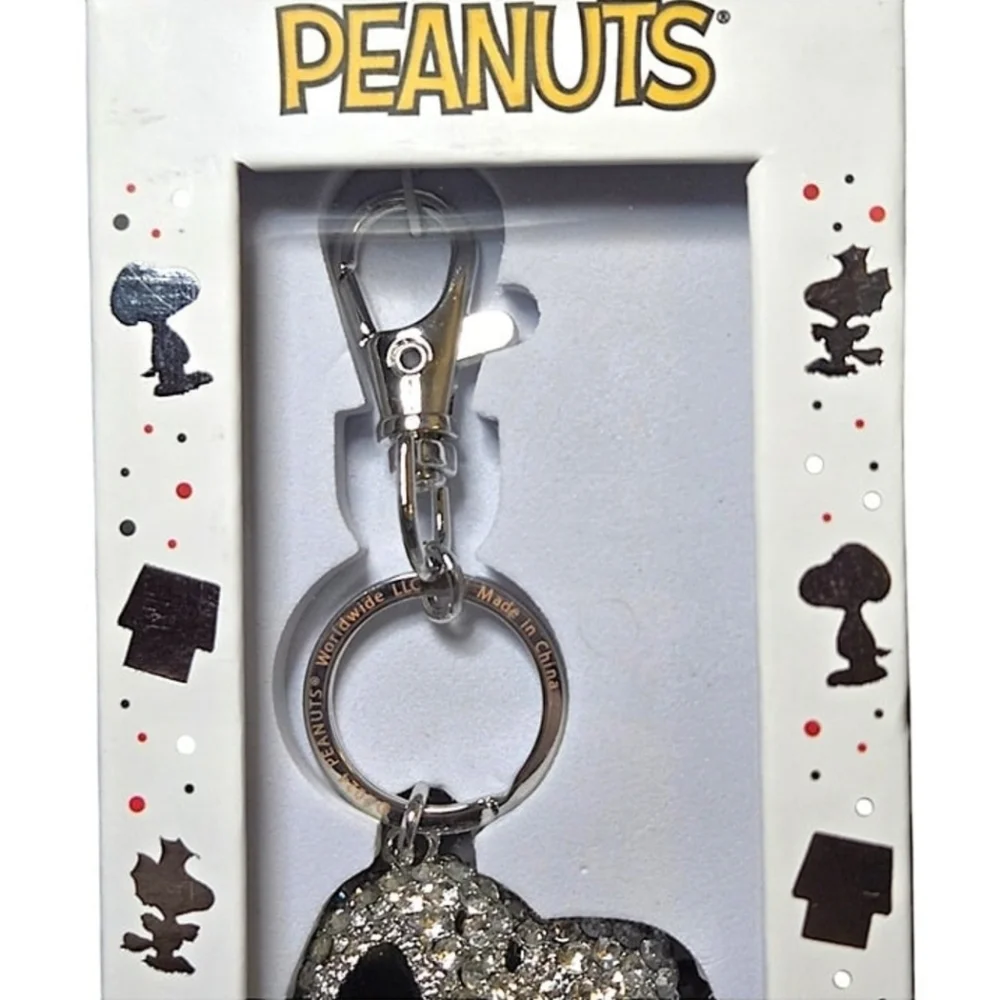 🩶▪️Peanuts▪️snoopy Crystal Bling 3D Keychain-Sparkling peanut  bag Charm